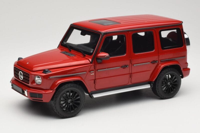 Mercedes G 500 W463 Röd Minichamps 1:18 110037101 Metall