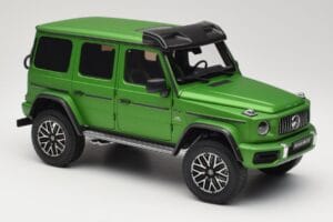 Mercedes G 63 AMG 4x4 Squared Green Hell Magno Almost Real 1:18 820821 Metall — bild 6 av 8