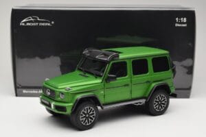 Mercedes G 63 AMG 4x4 Squared Green Hell Magno Almost Real 1:18 820821 Metall — bild 8 av 8
