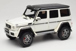 Mercedes G 63 AMG 4x4 Squared Polar White Almost Real 1:18 820203 Metall