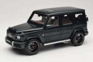 Mercedes G 63 AMG W463 Green Metallic Minichamps 1:18 110037066 Metall