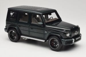 Mercedes G 63 AMG W463 Green Metallic Minichamps 1:18 110037066 Metall — bild 6 av 8