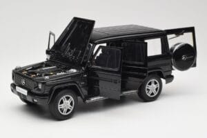 Mercedes G-Class G 500 W463 Smaragd Black Metallic AUTOart 1:18 76101 Metall — bild 2 av 8
