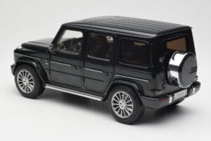 Mercedes G-Class G500 W463A Emerald Green Minichamps 1:18 B66960810 Metall — bild 7 av 8