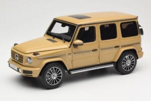 Mercedes G-Class G 500 W463A Solarbeam Yellow Metallic Minichamps 1:18 113037108 Metall
