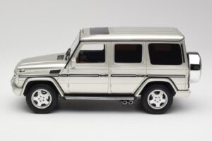 Mercedes G-Class G55 AMG W463 Iridium Silver Otto 1:18 OT1126 Resin — bild 3 av 6