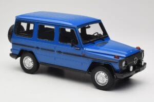 Mercedes G-Class W460 LWB Mörkblå Minichamps 1:18 155038100 Metall — bild 4 av 6