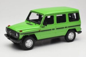 Mercedes G-Class W460 LWB Grön Minichamps 1:18 155038101 Metall
