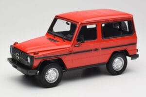 Mercedes G-Class W460 SWB Röd Minichamps 1:18 155038002 Metall