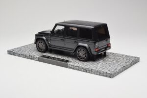 Mercedes G-Class W463 Brabus V12 800 Widestar Grå Minichamps 1:18 107032300 Metall — bild 5 av 6