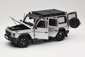 Mercedes G-Class W463 Iridium Silver Norev 1:18 183030 Metall — bild 2 av 8