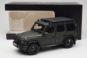 Mercedes G-Class W465 Olivgrön Norev 1:18 B66960662 Metall — bild 8 av 8