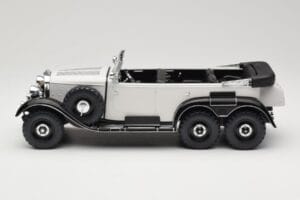 Mercedes G4 W31 Vit MCG 1:18 MCG18208 Metall — bild 3 av 6