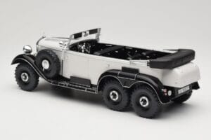 Mercedes G4 W31 Vit MCG 1:18 MCG18208 Metall — bild 5 av 6
