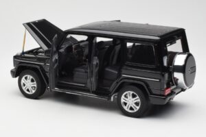 Mercedes G500 W463 Svart AUTOart 1:18 76216 Metall — bild 5 av 8