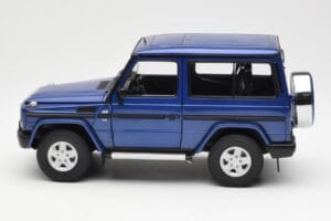 Mercedes G500 W463 SWB Blå AUTOart 1:18 76114 Metall — bild 4 av 8