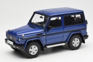 Mercedes G500 W463 SWB Blå AUTOart 1:18 76114 Metall