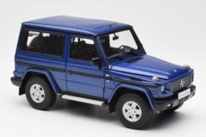Mercedes G500 W463 SWB Blå AUTOart 1:18 76114 Metall — bild 6 av 8