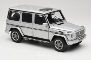Mercedes G55 AMG W463 Silver AUTOart 1:18 76247 Metall — bild 6 av 8