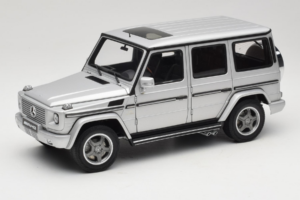 Mercedes G55 AMG W463 Silver AUTOart 1:18 76247 Metall