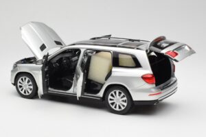 Mercedes GL-Class X166 Iridium Silver Metallic Norev 1:18 B66960097 Metall — bild 5 av 8