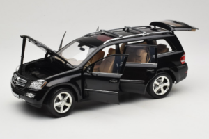 Mercedes GL X164 Tanzanite Blue Minichamps 1:18 B66962335 Metall — bild 2 av 8