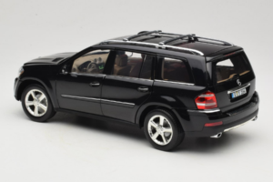 Mercedes GL X164 Tanzanite Blue Minichamps 1:18 B66962335 Metall — bild 7 av 8
