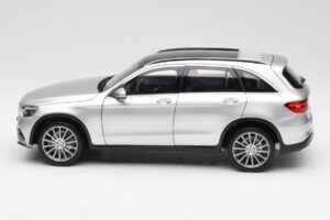 Mercedes GLC X253 Iridium Silver Norev 1:18 B66960363 Metall — bild 4 av 8