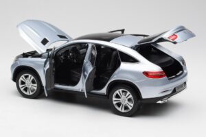 Mercedes GLE Coupe C292 Diamond Silver Norev 1:18 B66960358 Metall — bild 5 av 8