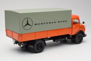 Mercedes L911 Orange Schuco 1:18 450044700 Metall — bild 3 av 8