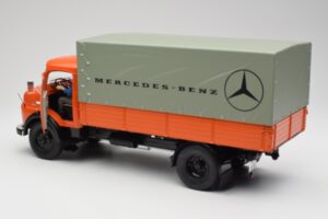 Mercedes L911 Orange Schuco 1:18 450044700 Metall — bild 5 av 8