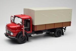 Mercedes L 911 Röd Schuco 1:18 450016400 Metall — bild 2 av 8