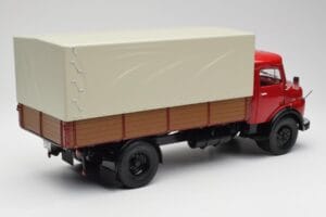 Mercedes L 911 Röd Schuco 1:18 450016400 Metall — bild 3 av 8