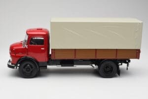 Mercedes L 911 Röd Schuco 1:18 450016400 Metall — bild 4 av 8
