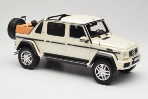 Mercedes Maybach G650 Landaulet W463 Vit Schuco 1:18 450017800 Metall — bild 4 av 6
