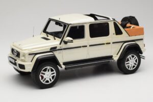 Mercedes Maybach G650 Landaulet W463 Vit Schuco 1:18 450017800 Metall