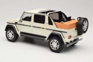 Mercedes Maybach G650 Landaulet W463 Vit Schuco 1:18 450017800 Metall — bild 5 av 6