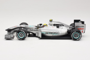 Mercedes MGP W01 #4 N. Rosberg Mercedes GP 2010 Minichamps 1:18 110100004 Metall — bild 3 av 7
