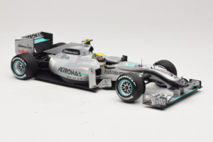 Mercedes MGP W01 #4 N. Rosberg Mercedes GP 2010 Minichamps 1:18 110100004 Metall — bild 4 av 7
