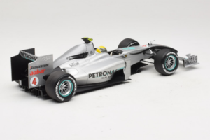 Mercedes MGP W01 #4 N. Rosberg Mercedes GP Showcar 2010 Minichamps 1:18 150100074 Metall — bild 2 av 7