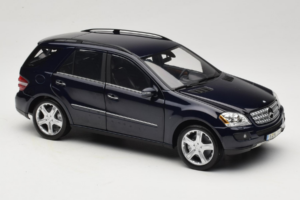 Mercedes ML W164 Tanzanite Blue Återförsäljar Edition Minichamps 1:18 B66962322 Metall — bild 6 av 8