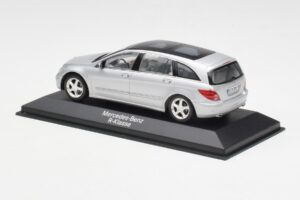Mercedes R-Class W251 Iridium Silver Minichamps 1:43 B66962214 Metall — bild 3 av 4