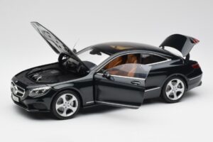 Mercedes S-Class Coupe C217 Smaragd Grön Metallic Norev 1:18 B66961244 Metall — bild 2 av 8