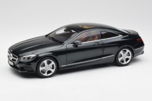 Mercedes S-Class Coupe C217 Smaragd Grön Metallic Norev 1:18 B66961244 Metall