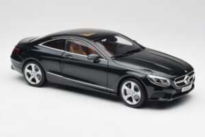 Mercedes S-Class Coupe C217 Smaragd Grön Metallic Norev 1:18 B66961244 Metall — bild 6 av 8