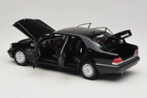 Mercedes S-Class W140 S600 Obsidian Black Metallic Norev 1:18 183045 Metall — bild 5 av 8
