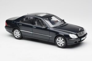 Mercedes S-Class W220 Blå Maisto 1:18 56051 Metall — bild 6 av 8