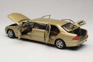 Mercedes S-Class W220 Pullman Gold Metallic Sun Star 1:18 4113 Metall — bild 5 av 8