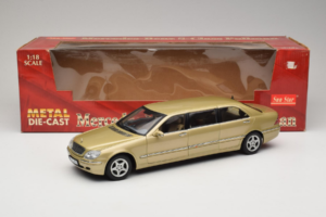 Mercedes S-Class W220 Pullman Gold Metallic Sun Star 1:18 4113 Metall — bild 8 av 8