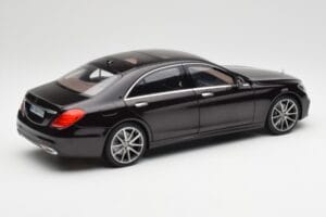 Mercedes S-Class W222 AMG Line Ruby Svart Metallic Norev 1:18 183483 Metall — bild 3 av 8
